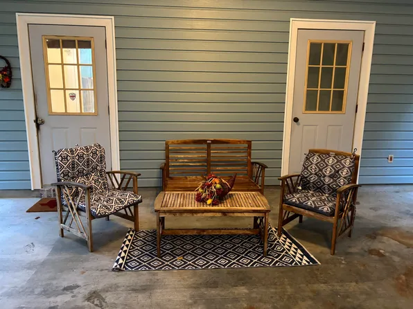 411 Nutpine, Buna, TX 77612