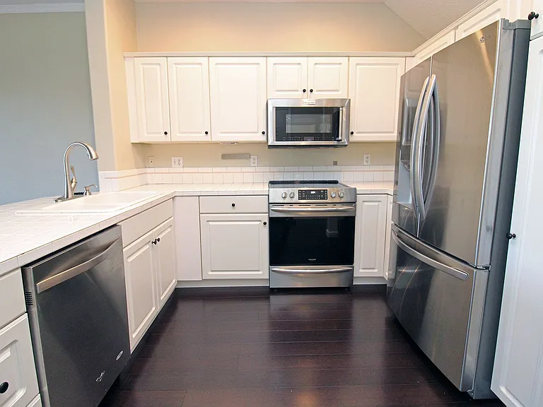 10722 NE 5th Ave — Photo 10