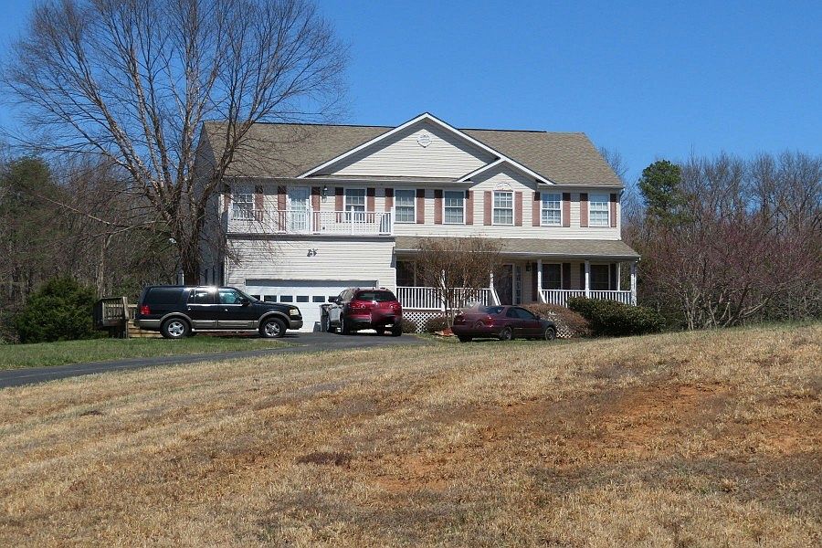 1st image of 29 Royal Hills Dr