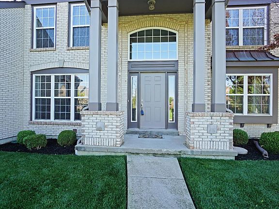 2nd image of 7644 Hedgewood Cir