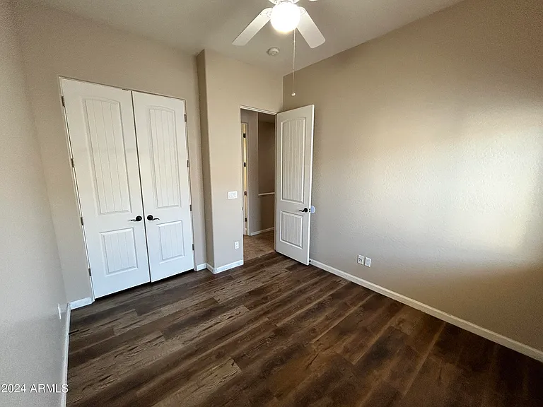 897 E Roma Ave #3 — Photo 16