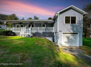201 Petrilak Rd, Carbondale, PA 18407