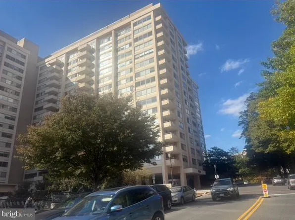 5500 Friendship Blvd APT 1115N, Chevy Chase, MD 20815