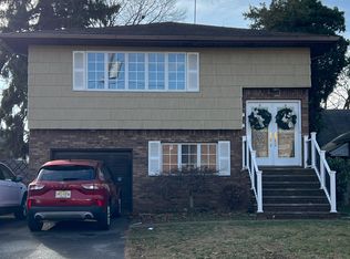 76 Liberty St, Lodi, NJ 07644