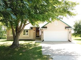 52461 230th St, Glenwood, IA 51534