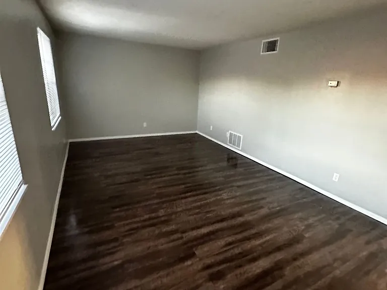 3305 Tazewell Pike — Photo 6