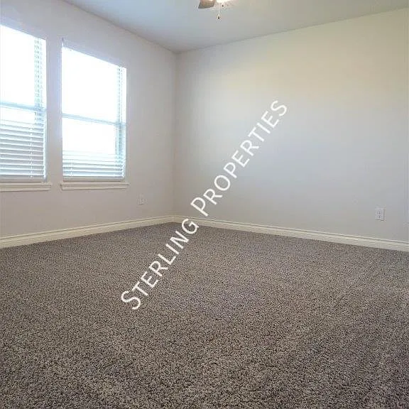 18624 Luna Dr — Photo 19