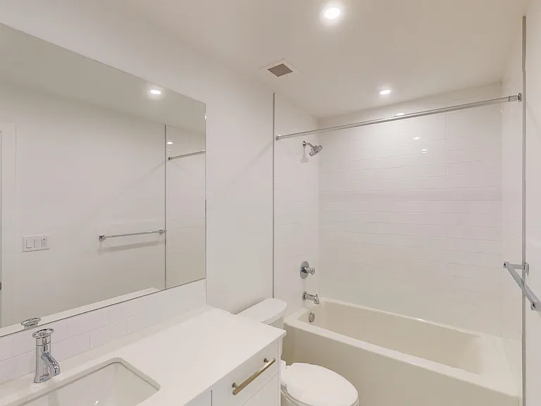514 15th Ave SW — Photo 18