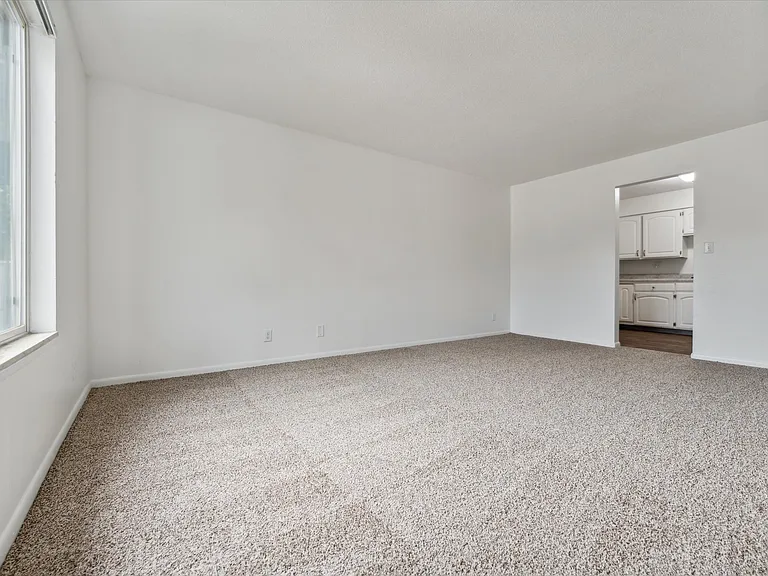 Juniper - 2 Bed / 2 Bath - 1,322 Sq.Ft.