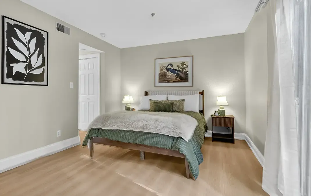 The Shelton Grove — Photo 2