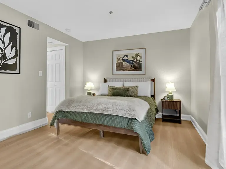The Shelton Grove — Photo 2