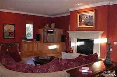 5th image of 160 Canyon Pl