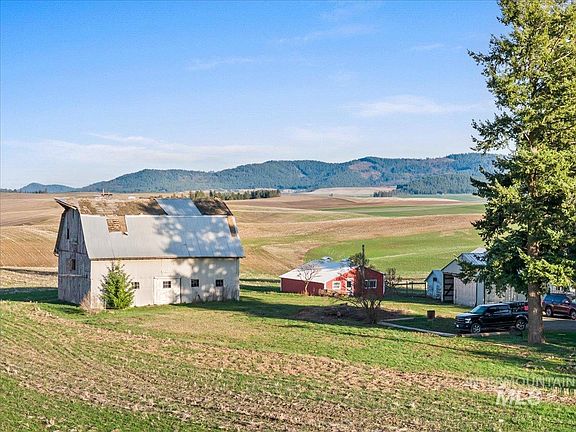 2nd image of 19454 S Idaho Rd