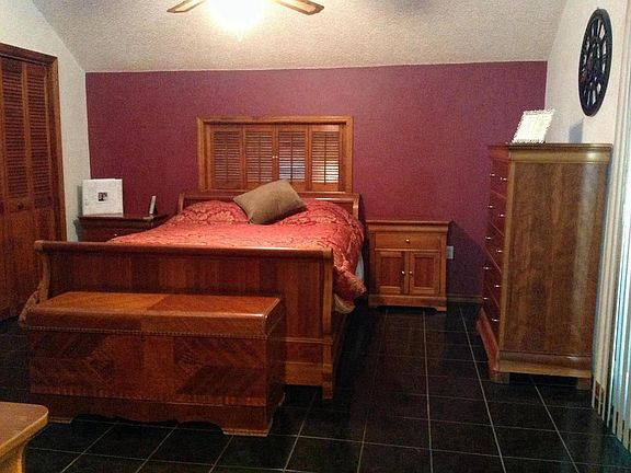 Master with walkout to deck