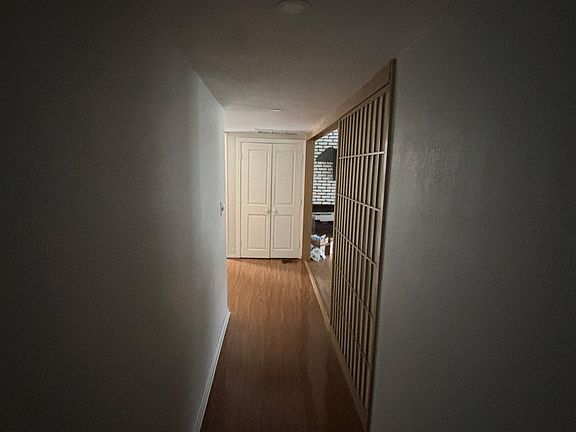 3rd image of 5647 Winnetka Ave
