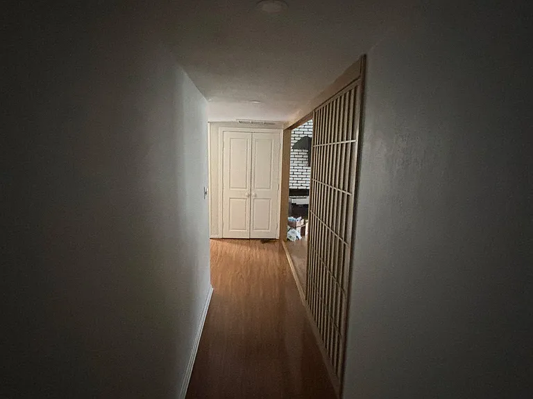 5647 Winnetka Ave — Photo 3