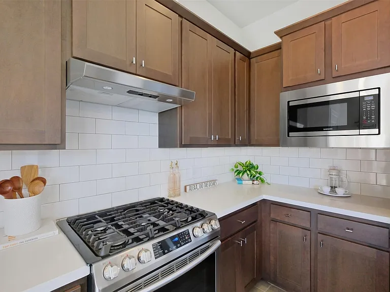 603 Press St — Photo 9