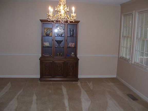 Formal dining