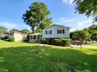 5985 Randy Ln, Ellenwood, GA 30294