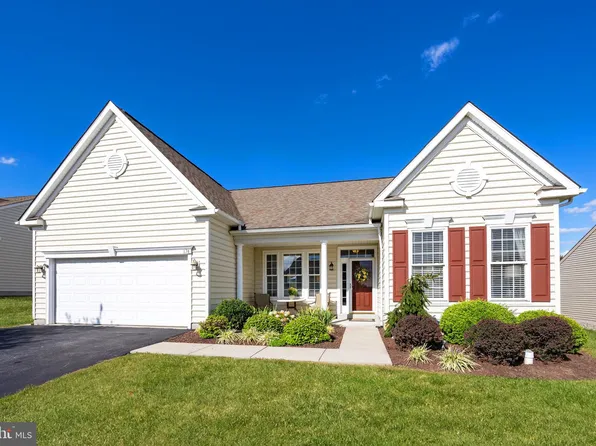 174 Augusta Dr, Honey Brook, PA 19344