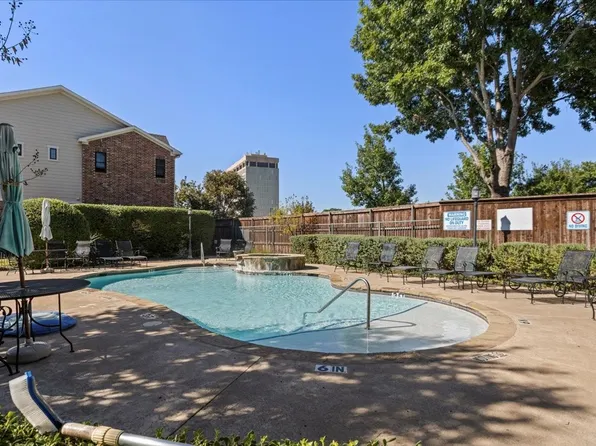 6113 Portrush Dr, Fort Worth, TX 76116