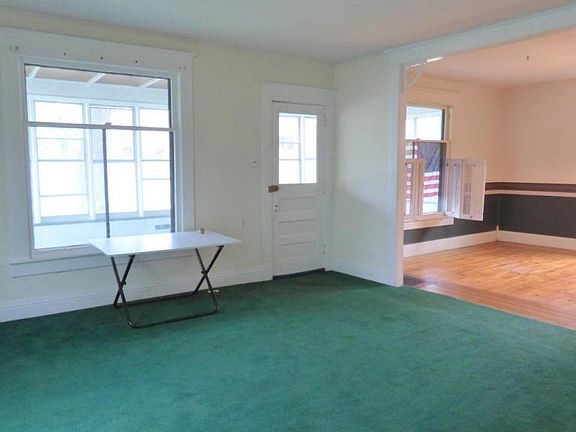 5th image of 506 Green St