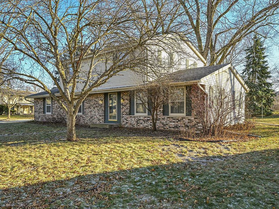 1st image of 2315 Melody LANE