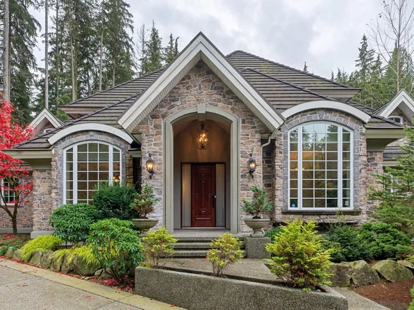 320 Forestview Ln, Anmore, BC V3H 0A3