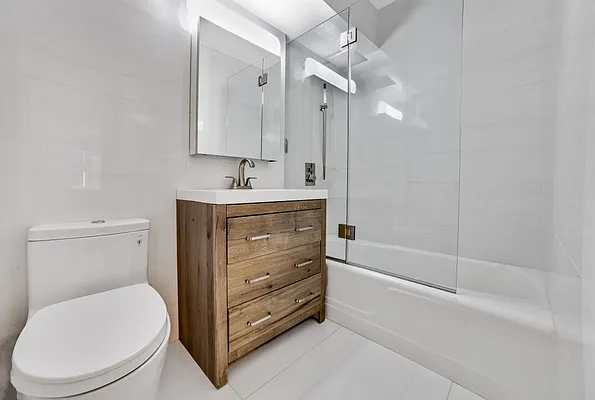 Rented by Corcoran | media 17