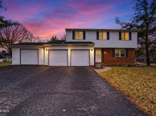 7243 Ridgeland Rd, Sylvania, OH 43560