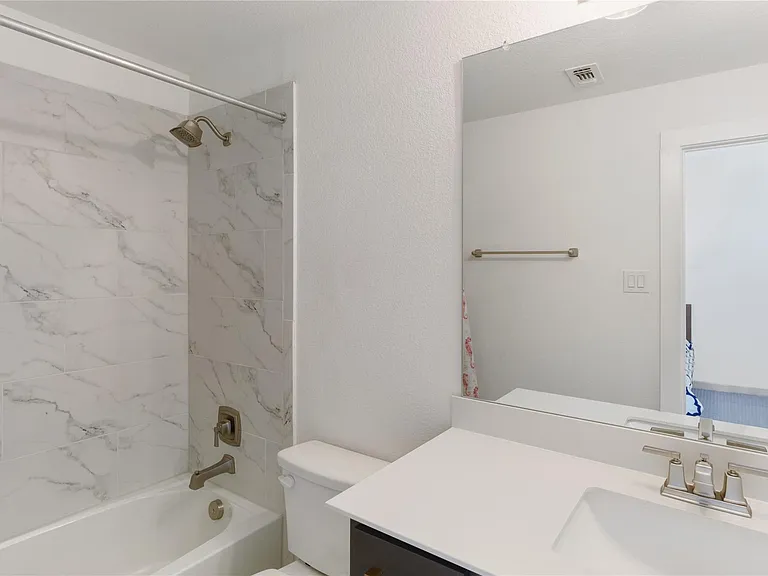 228 Lotti Ln — Photo 32