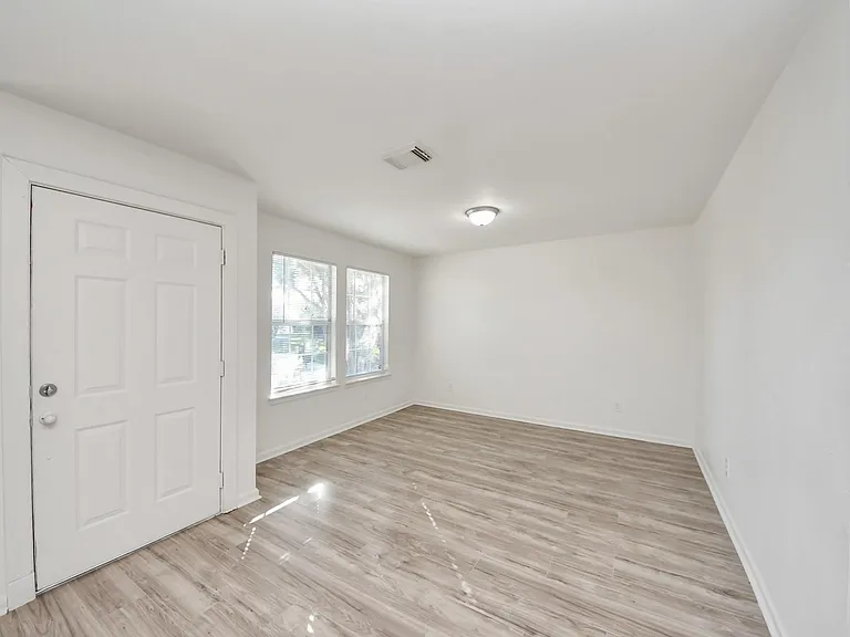 20623 Patriot Park Ln — Photo 6