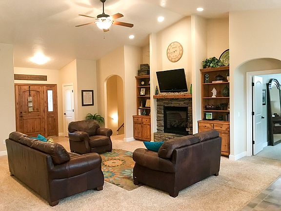 4th image of 11122 Stella Blue Dr