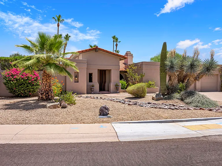 10608 E Arabian Park Dr — Photo 1
