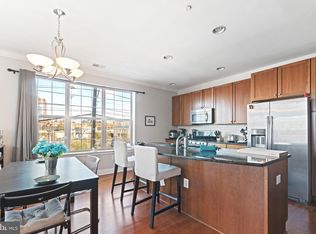 700 Commodore Ct UNIT 2703, Philadelphia, PA