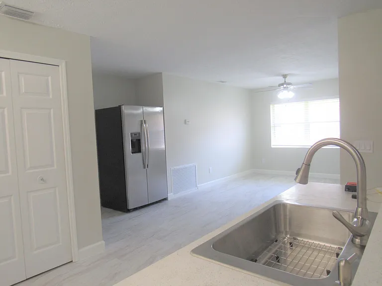 1242 SW Melrose Ave — Photo 11