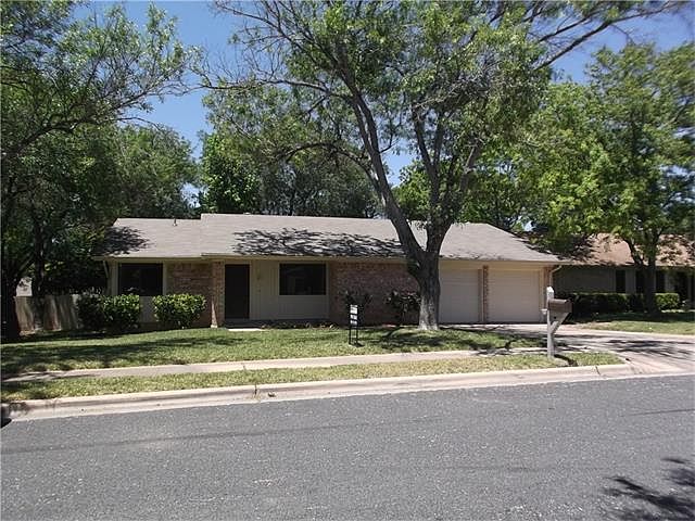 1st image of 10600 Cooper Hill Dr