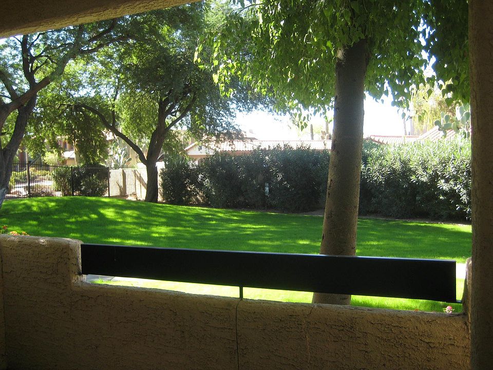 Lush Grounds