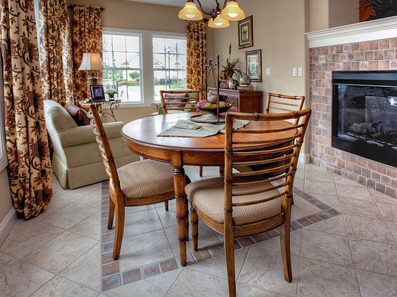 4th image of 1509 Carrolton Way