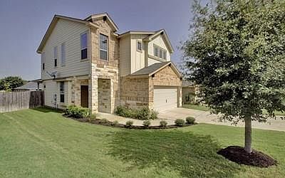 2nd image of 215 Fistral Dr