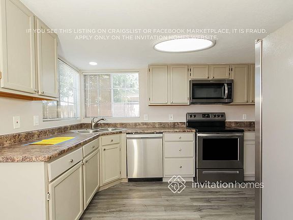 4th image of 11018 N 60th Dr