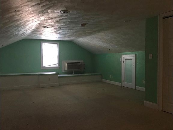 3rd image of 534 Spotswood Ave #3