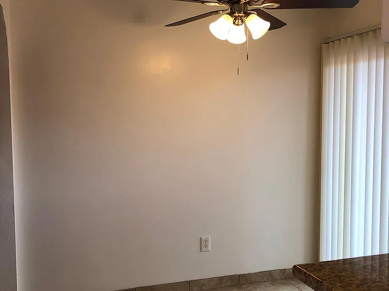 167 S Malena Dr #C — Photo 8