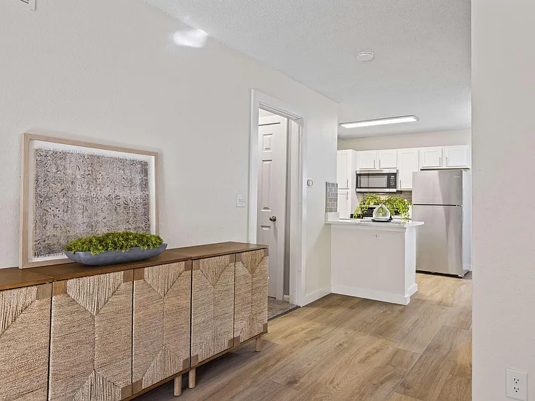 The Louis Townhomes — Photo 16