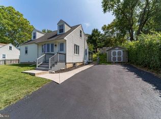 48 Village Way, Malvern, PA 19355