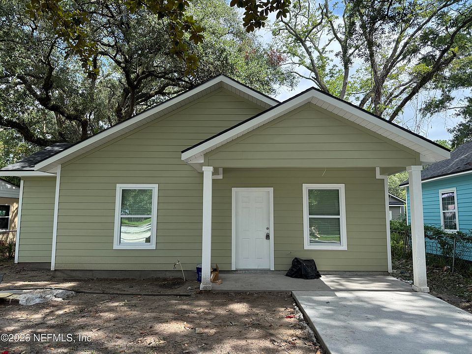 2nd image of 1147 W 23RD Street