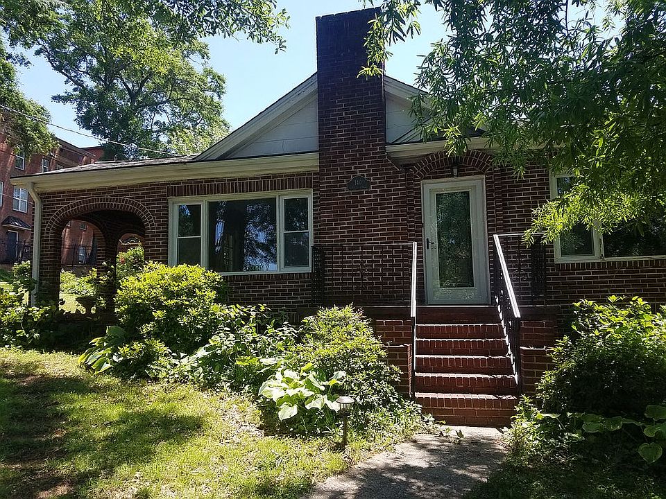 1st image of 140 Coryell St