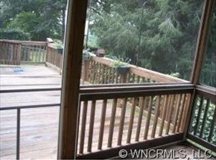 24 Lance Vista Dr, Mills River, NC 28759