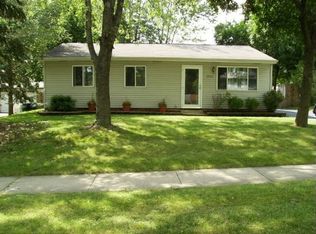 19532 S Sycamore St, Mokena, IL 60448