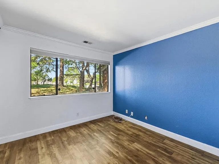 2504 La Terrace Cir — Photo 19